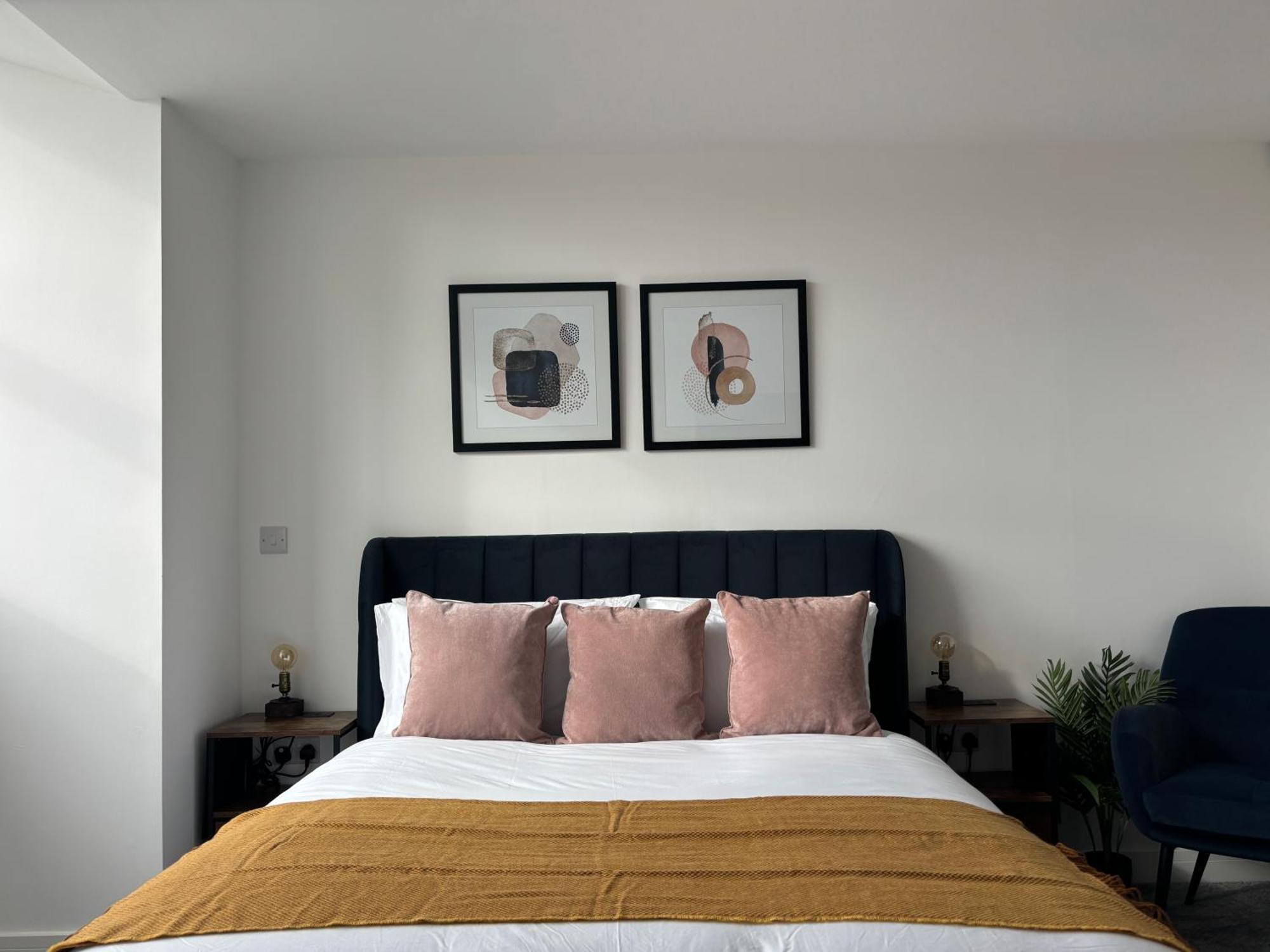 Manchester Apt, Free Parking, Business, Couples & Families Dış mekan fotoğraf