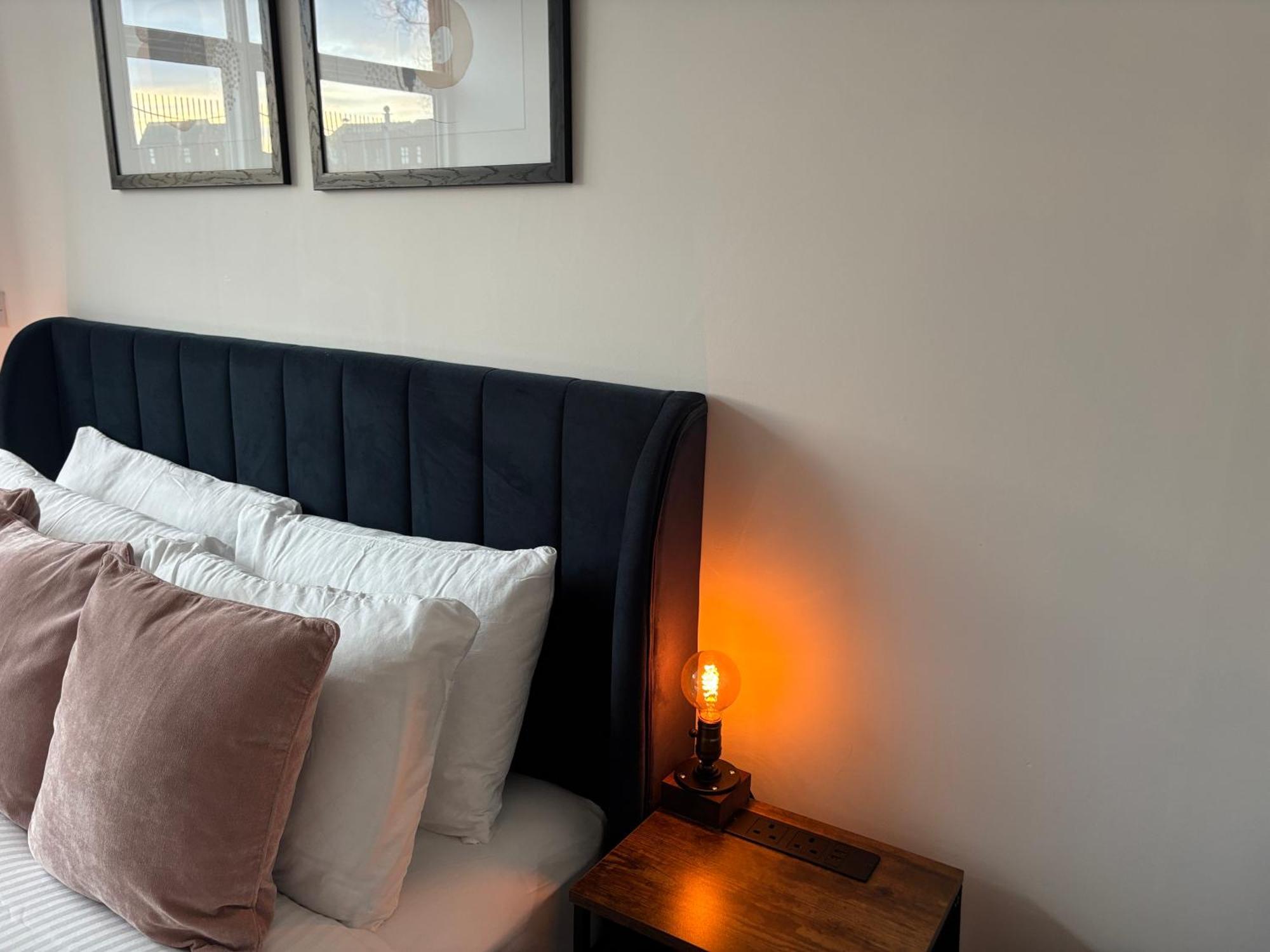 Manchester Apt, Free Parking, Business, Couples & Families Dış mekan fotoğraf